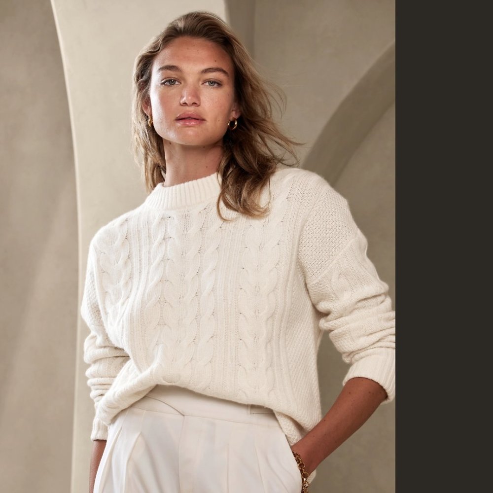 NWT Banana Republic CALDA SWEATER - WHITE/CREAM COLOR - Size S